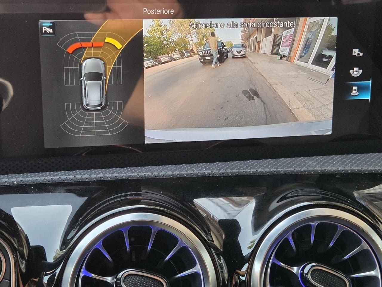 CLASSE A 180 d PREMIUM 2021 AMG solo 60.000Km