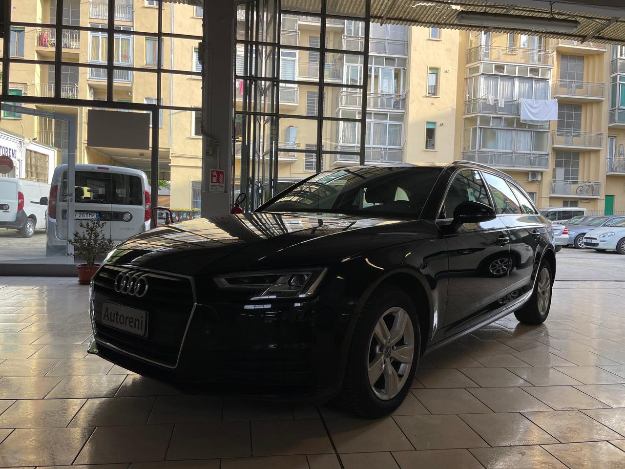 Audi A4 Avant 30 TDI S tronic Design