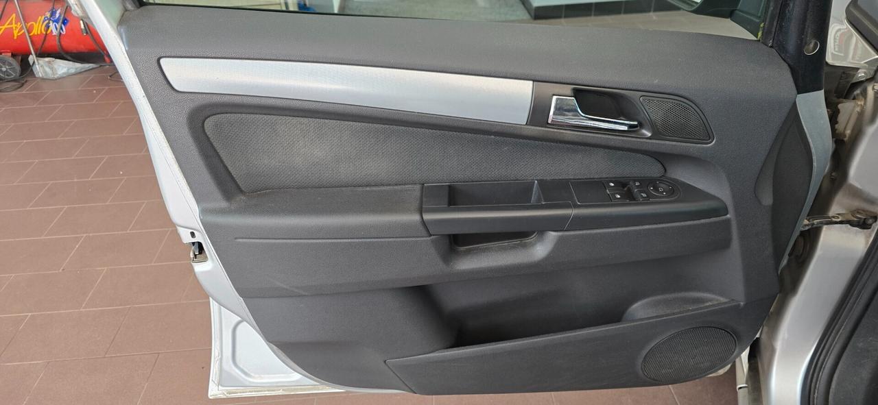 Opel Zafira 1.8b 7 POSTI UNICOPROPRIETARIO