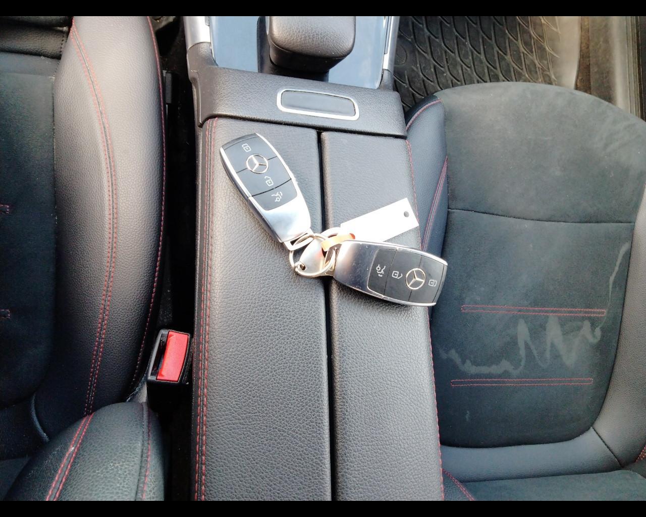 Mercedes-Benz GLA-H247 2020 - GLA 250 e phev (eq-power) Premium auto