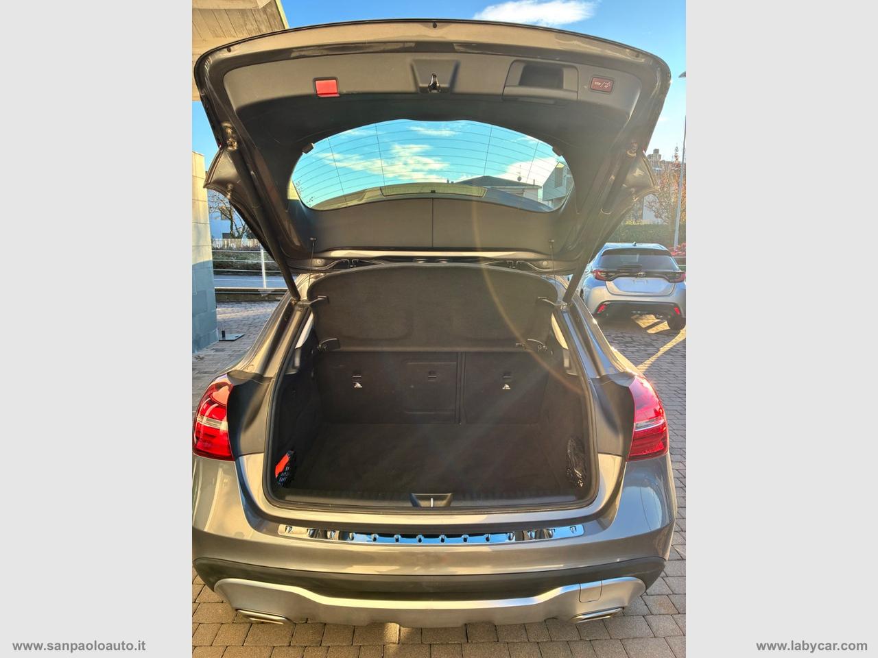 MERCEDES-BENZ GLA 220 Automatic 4Matic Sport