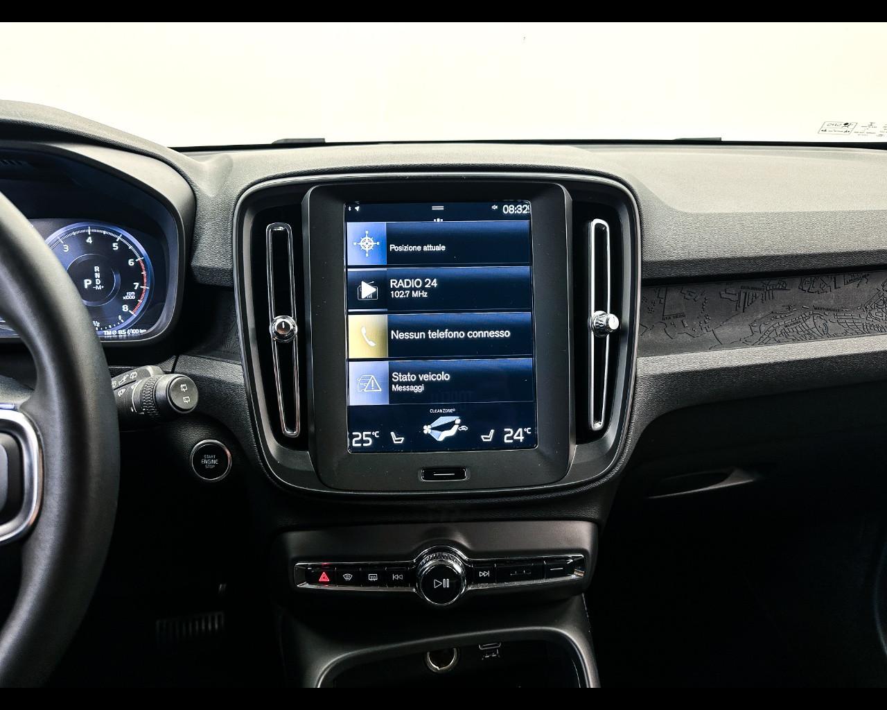 VOLVO XC40 T3 Geartronic Momentum Core