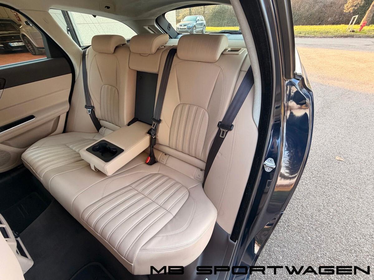 Jaguar XF Sportbrake 2.0 D 180 CV AWD Prestige - PERMUTE