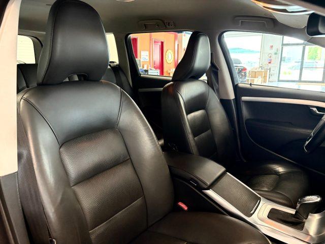 VOLVO V70 V70 D4 Geartronic Momentum