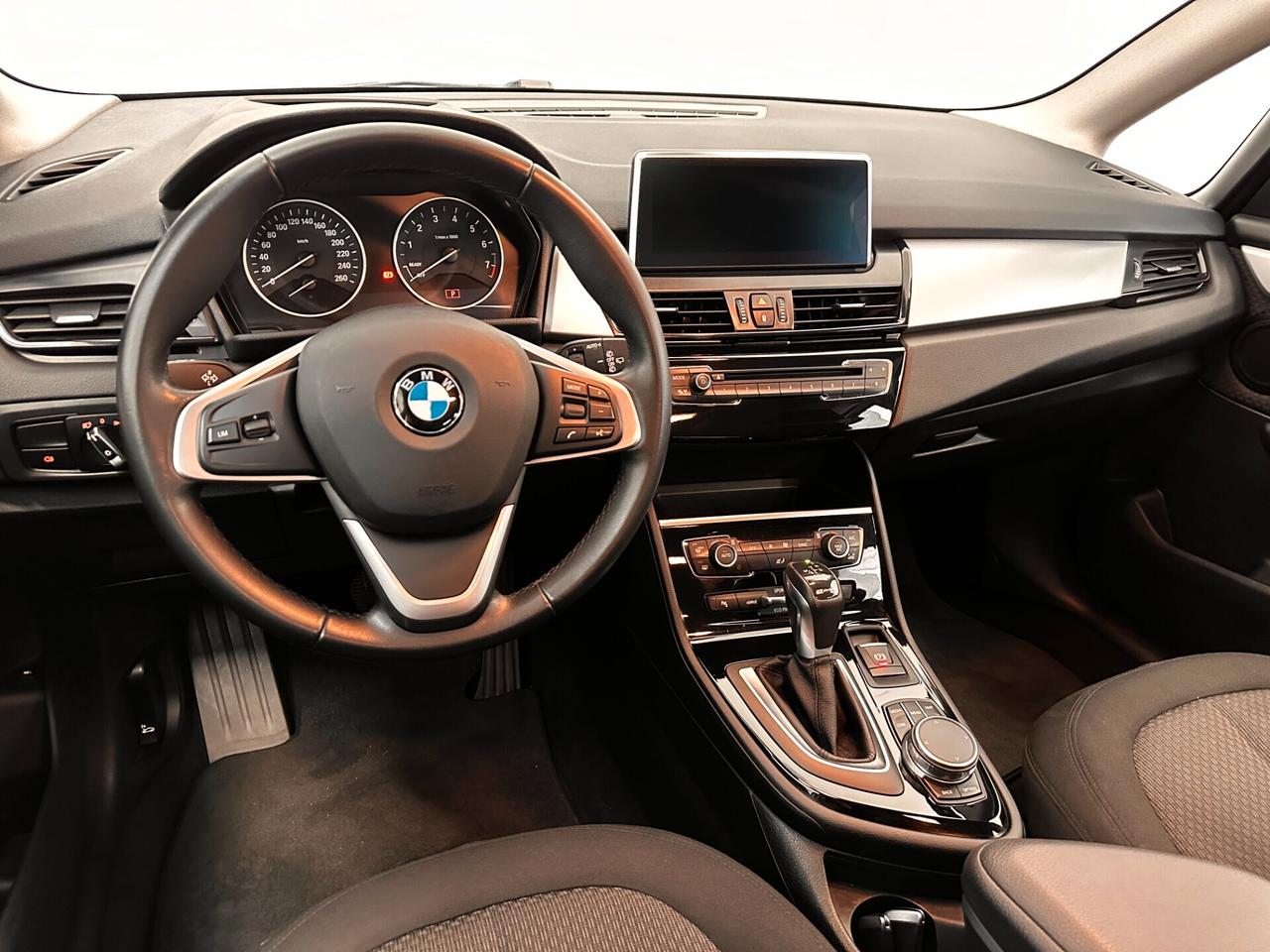 Bmw 2er Active Tourer 225xe Active Tourer iPerformance Advantage aut.