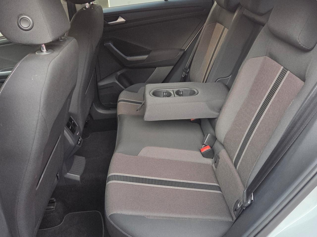 Volkswagen T-Roc 1.0 TSI 110 cv Style