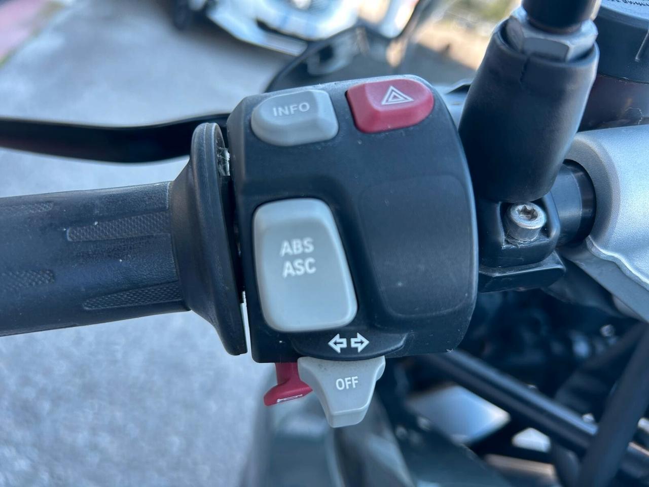 Bmw K 1300 R ABS ASC