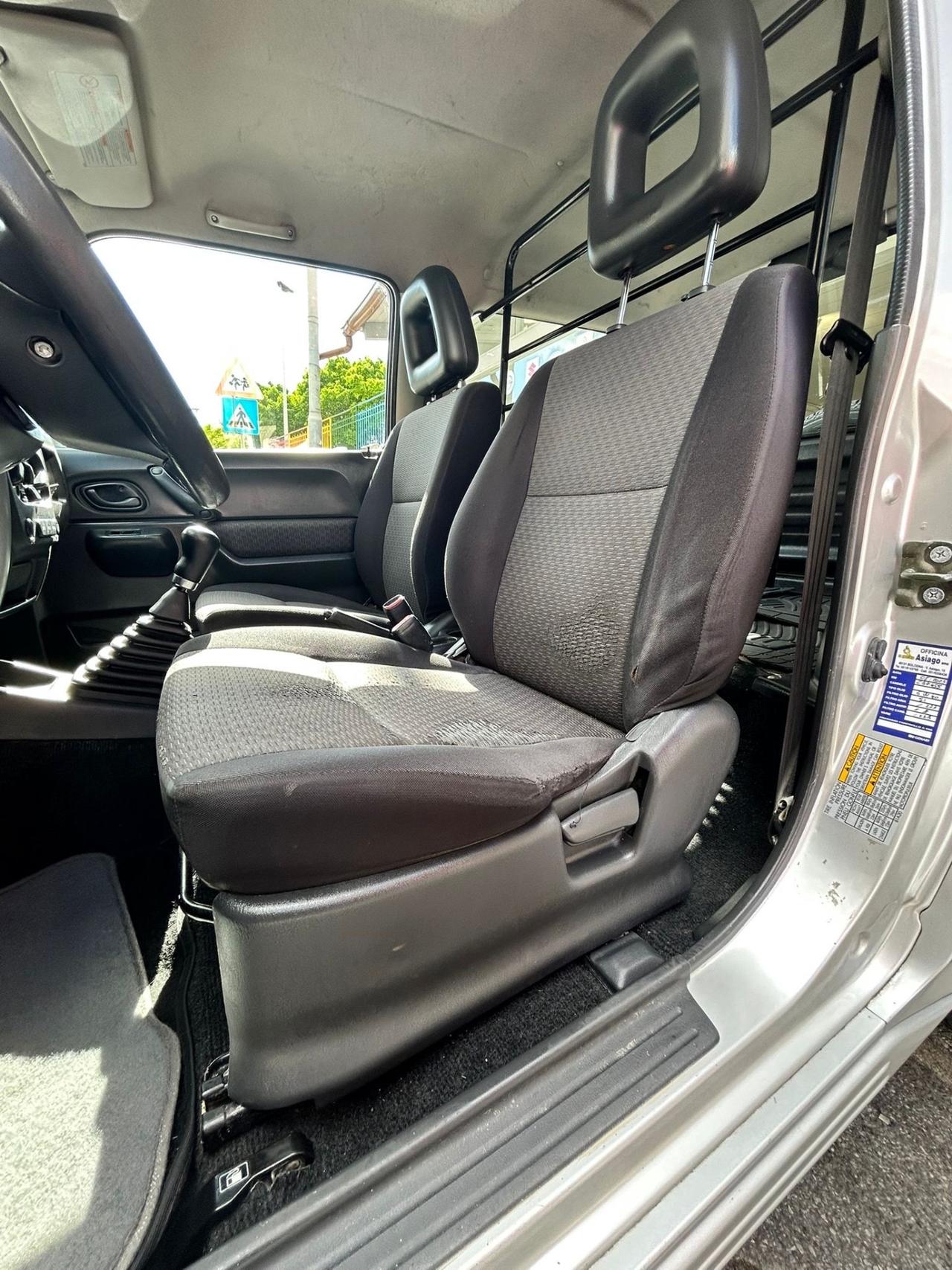 Suzuki Jimny 1.5 DDiS cat 4WD JLX