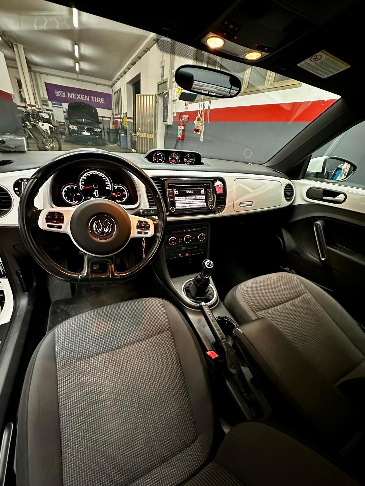 Volkswagen Maggiolino 1.6 TDI Design