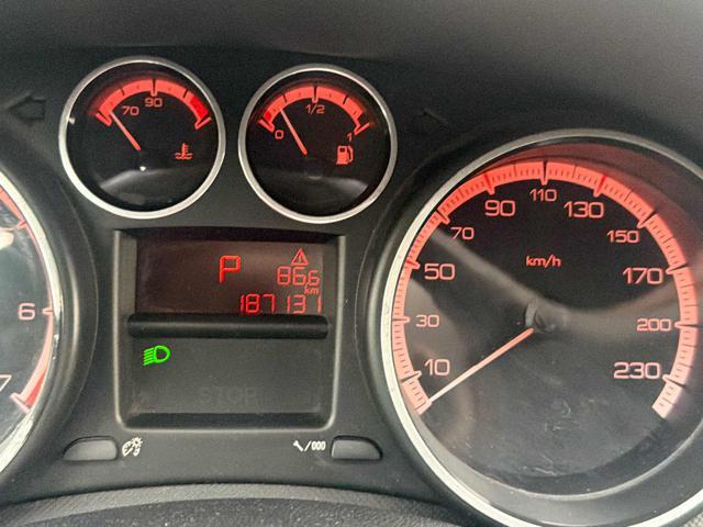 PEUGEOT 308 1.6 8V e-HDi 112CV Stop&Start robotiz. SW Active