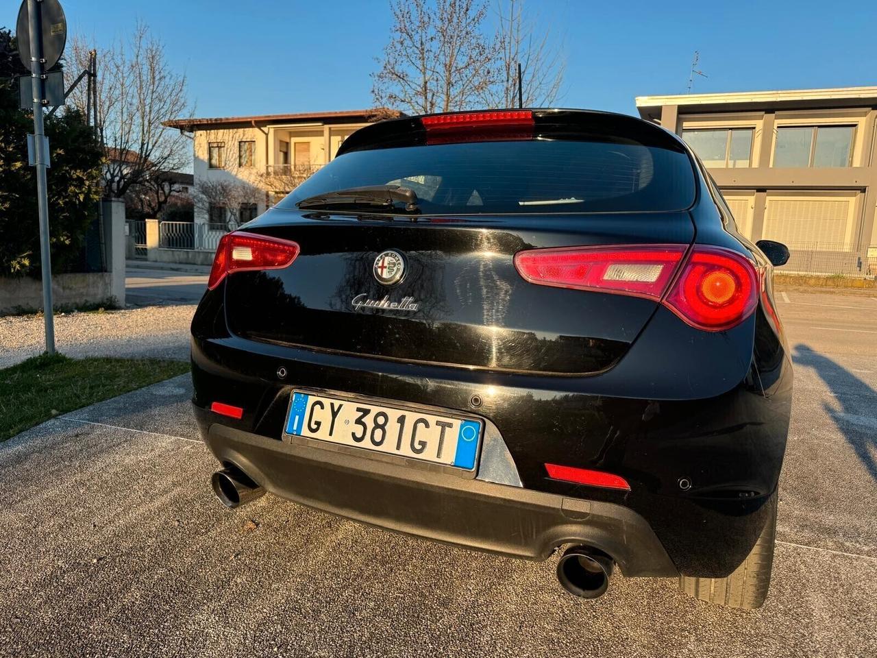 Alfa Romeo Giulietta 2.0 JTDm-2 140 CV Exclusive - NEOPATENTATI