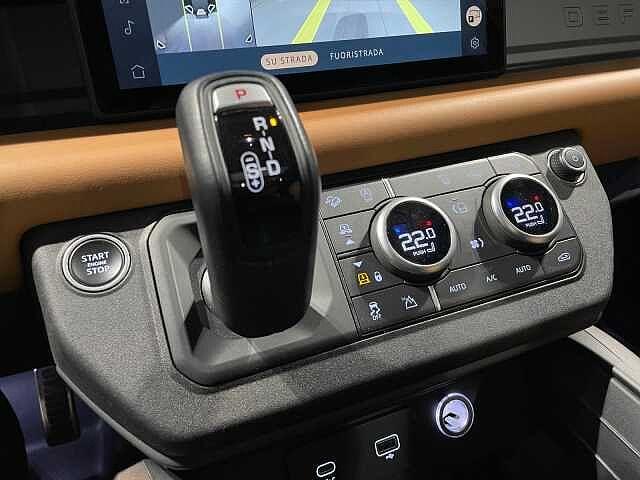 Land Rover Defender 300 CV AWD Auto X - IVA ESPOSTA