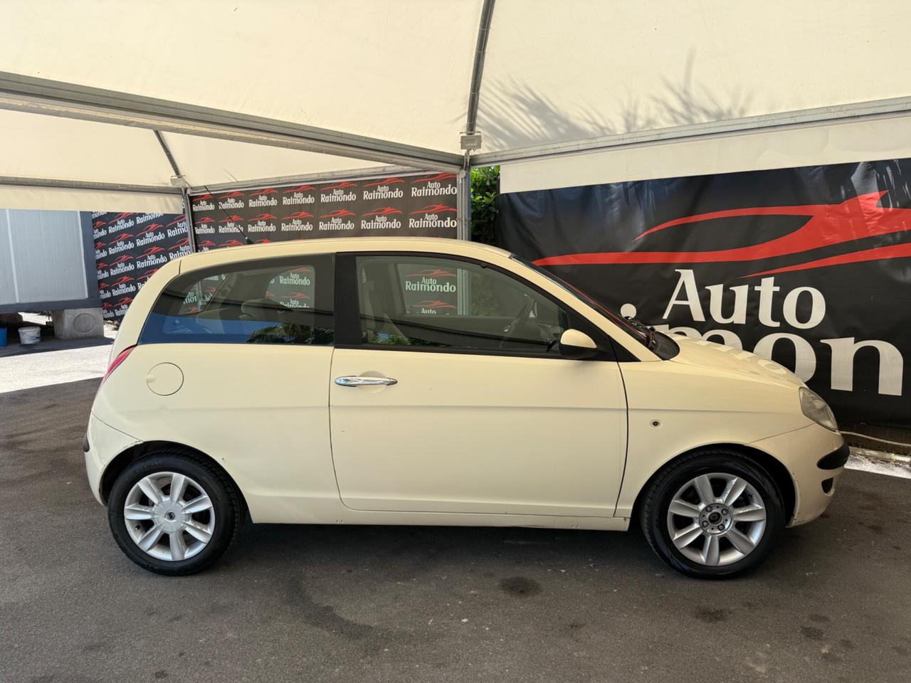 Lancia Ypsilon 1.2 Argento