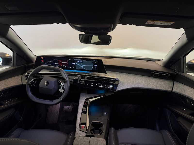 PEUGEOT Nuovo 3008 ALLURE - Hybrid 136 E-DCS6