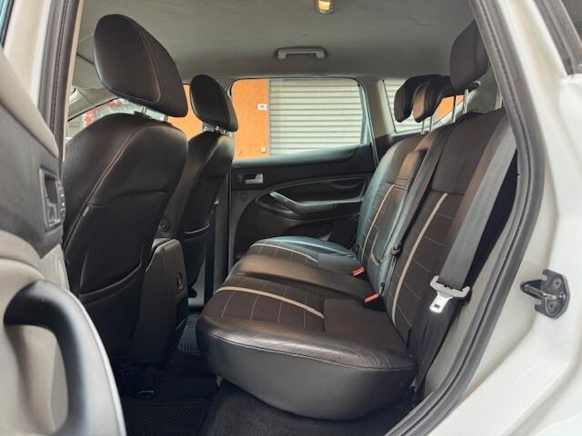 Ford Kuga 2.0 TDCi 136 CV 4WD Titanium