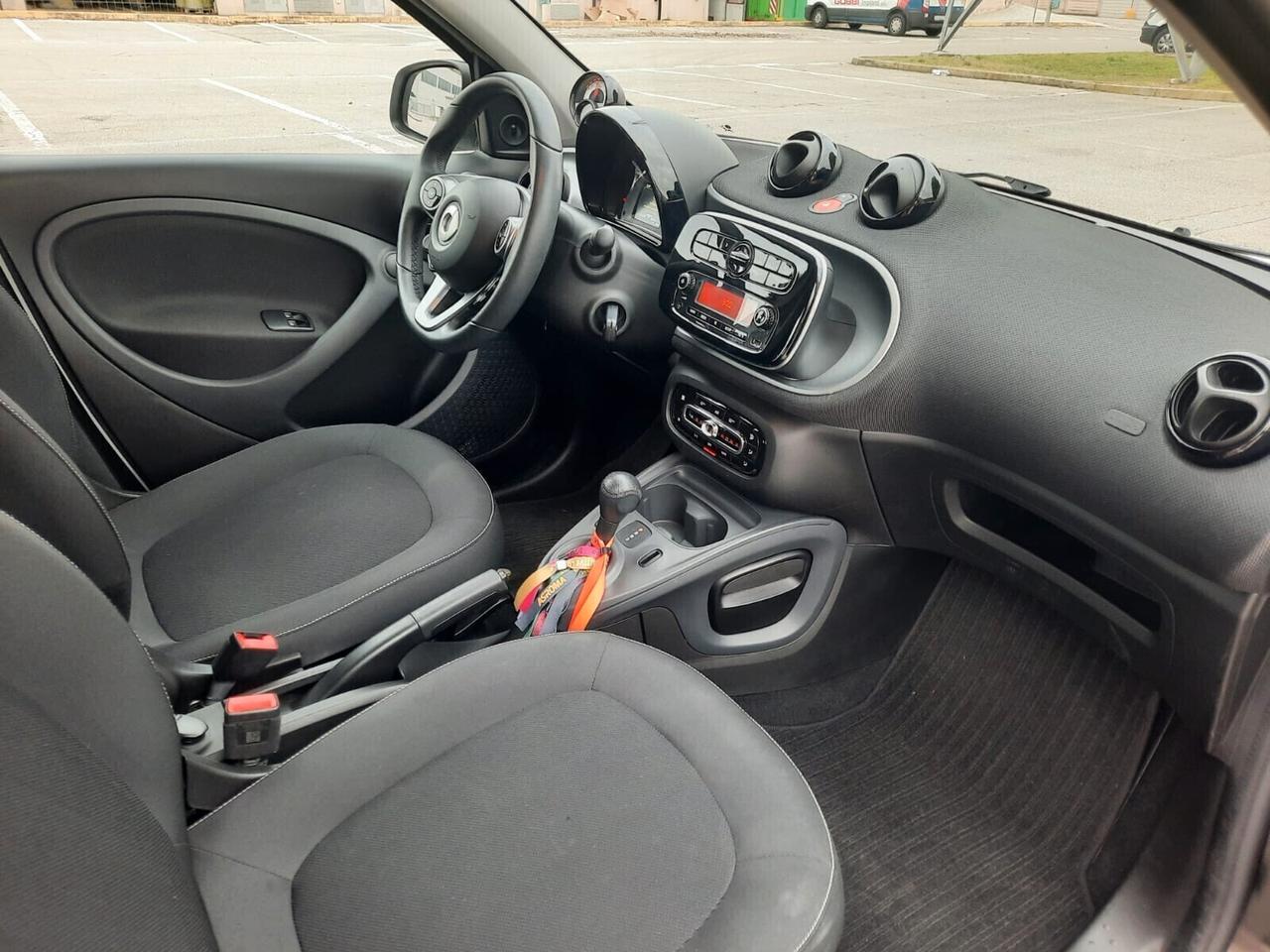 Smart ForFour Elettrica EQ Passion 29.000