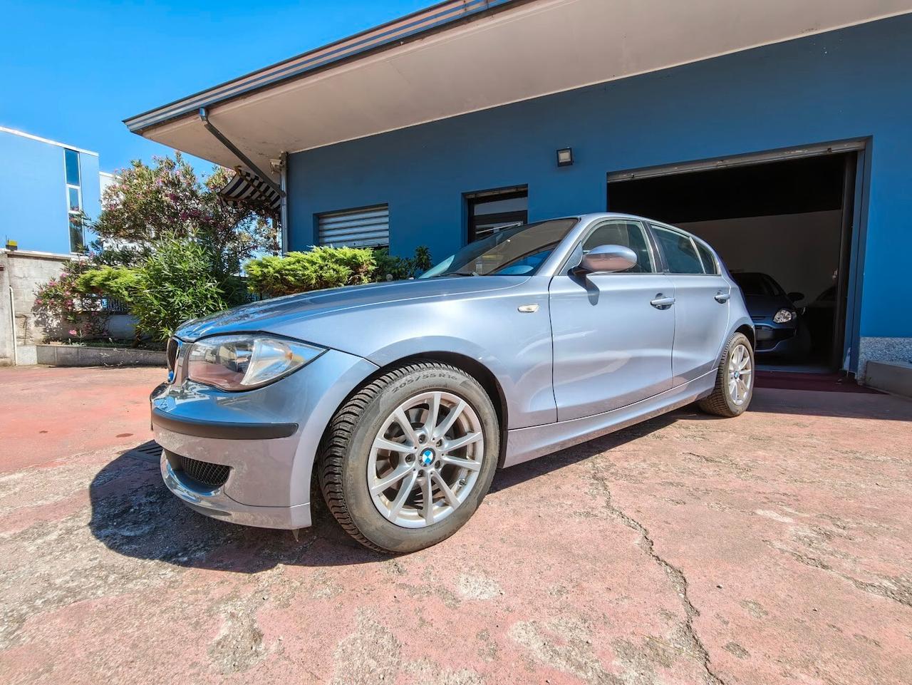 Bmw 118i Futura AUT. SOLO 90MILA KM AUTO DA VETRINA!!!!!!!!!!!