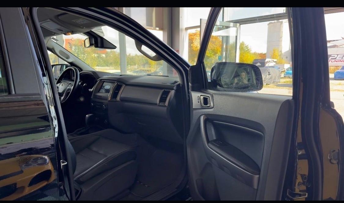 Ford Ranger 3.2 TDCi aut. DC Limited 5 posti