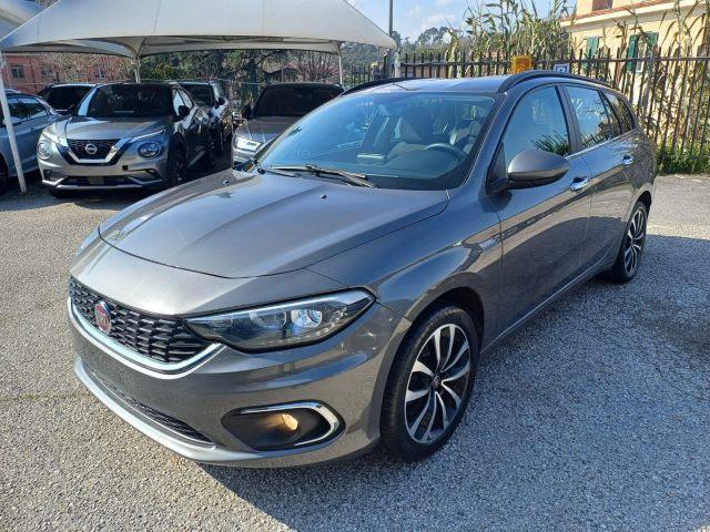 FIAT Tipo 1600 MJT SW LOUNGE CARPLAY CAM PDC"17 ITALIANA