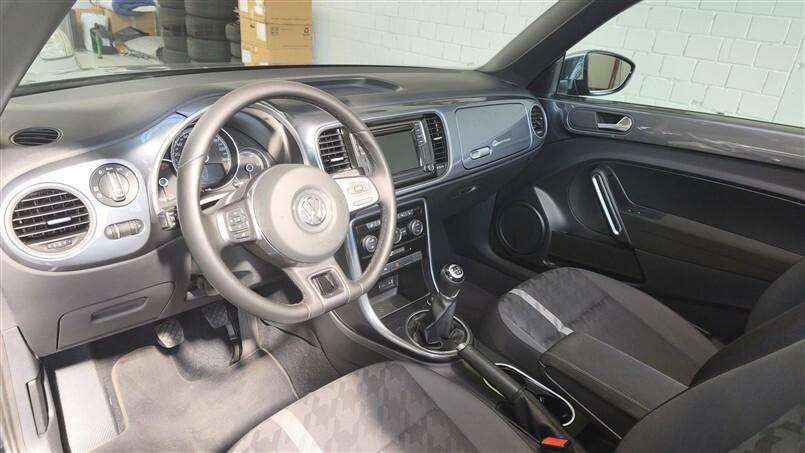 Volkswagen Maggiolino Cabrio 2.0 TDI Design BlueMotion Technology