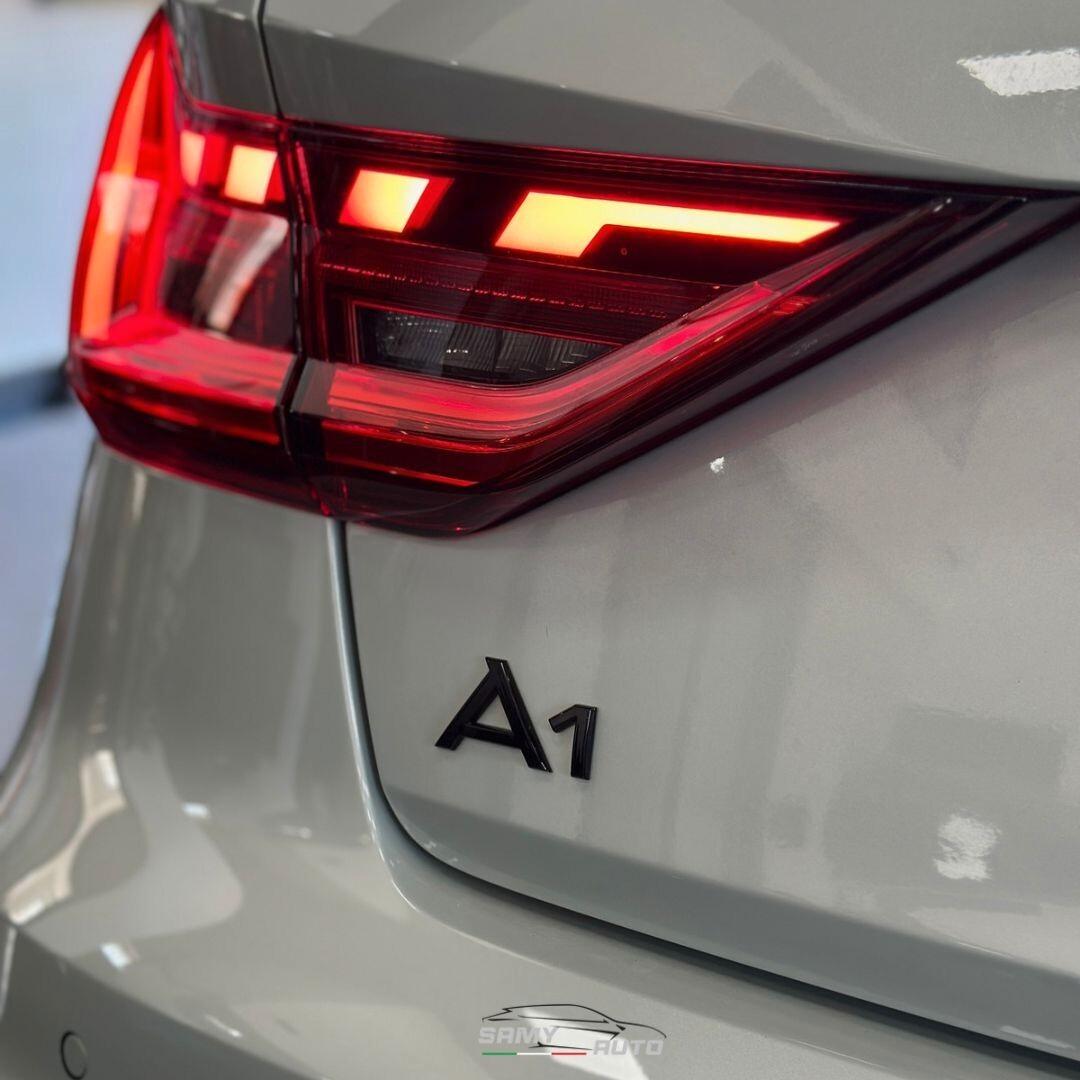 Audi A1 SPB 30 TFSI S tronic Identity Black