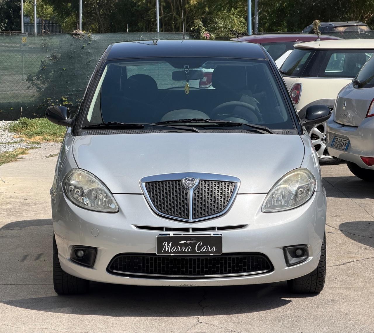 Lancia Ypsilon 1.2 B-colore- cinghia sostituita-neopatentati-Garanzia