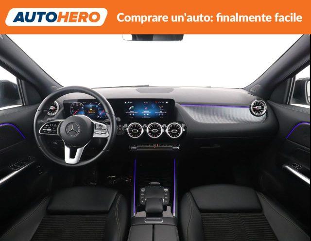MERCEDES-BENZ GLA 180 d Automatic Premium