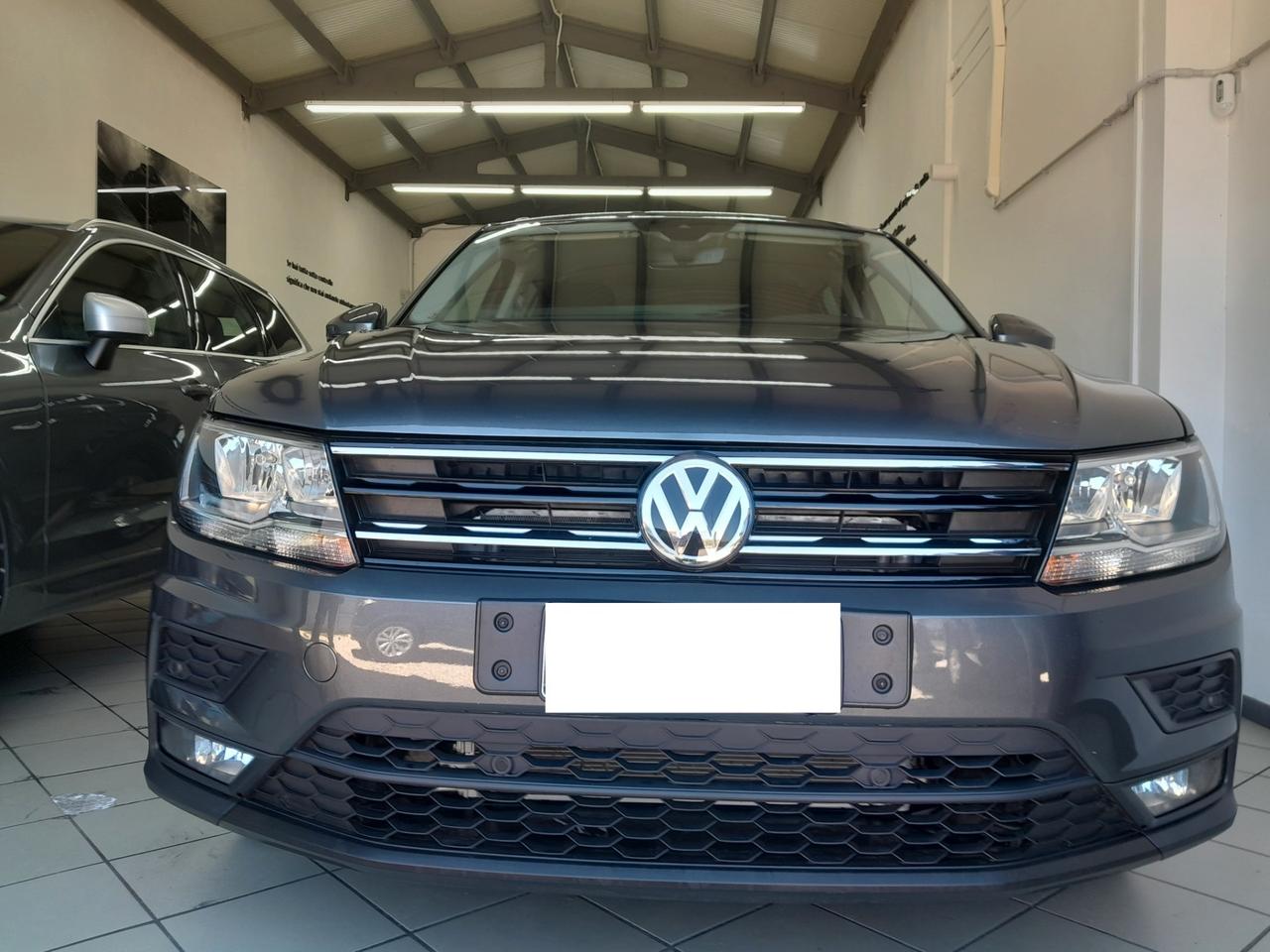 Volkswagen Tiguan 2.0 TDI SCR DSG Business BlueMotion Technology