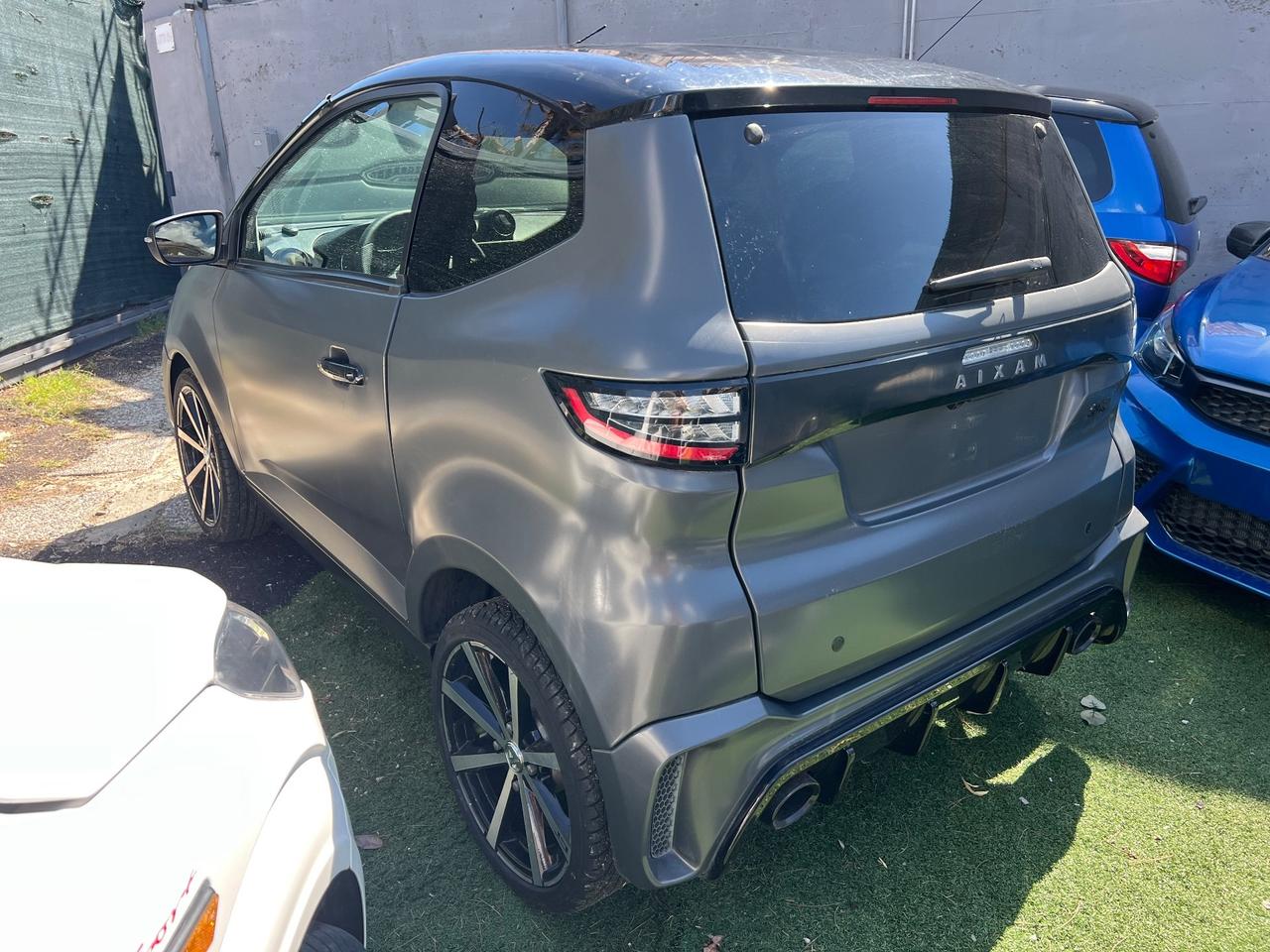 Aixam city Ambiton gto full black 2024 8500 km