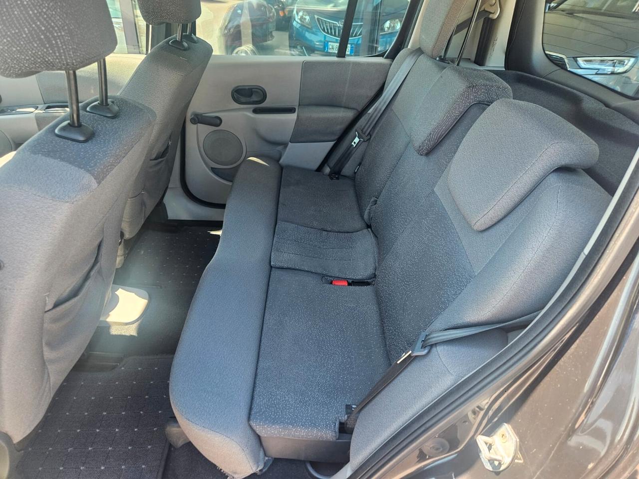 Renault Modus 1.2 16V Luxe Dynamique