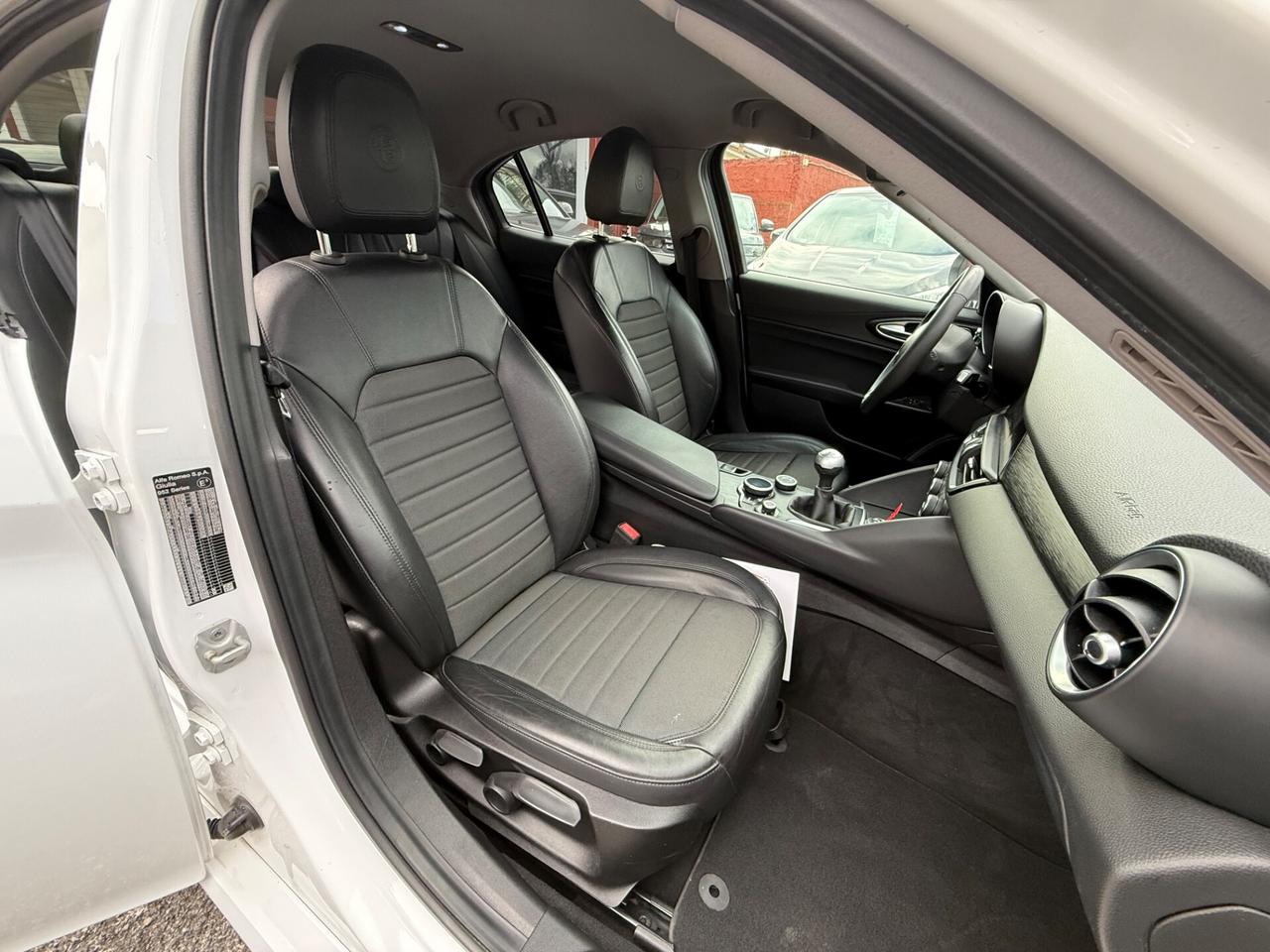 Giulia 2.2 180 CV/VELOCE /rate/permute/E6