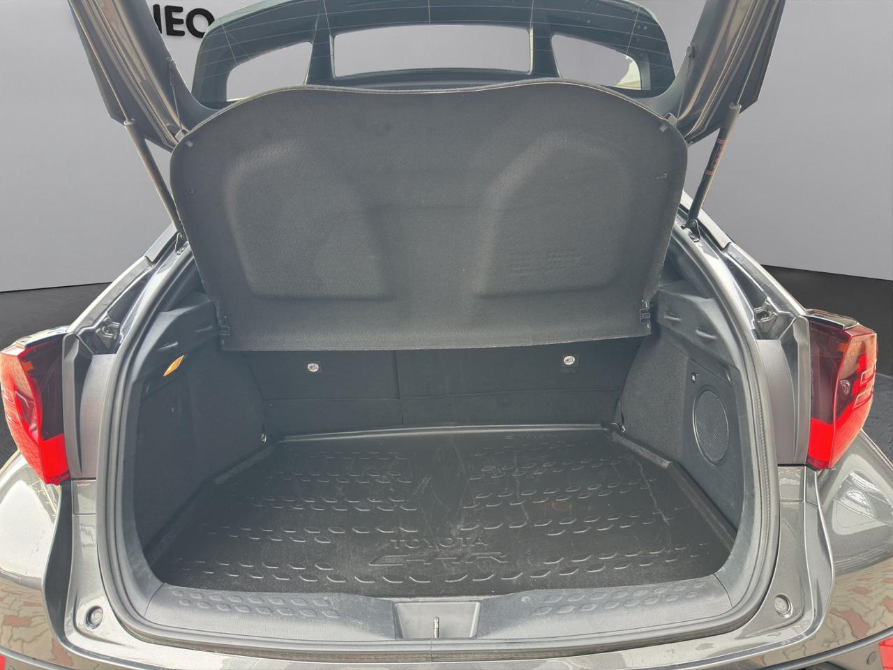 Toyota C-HR 2.0h Style e-cvt