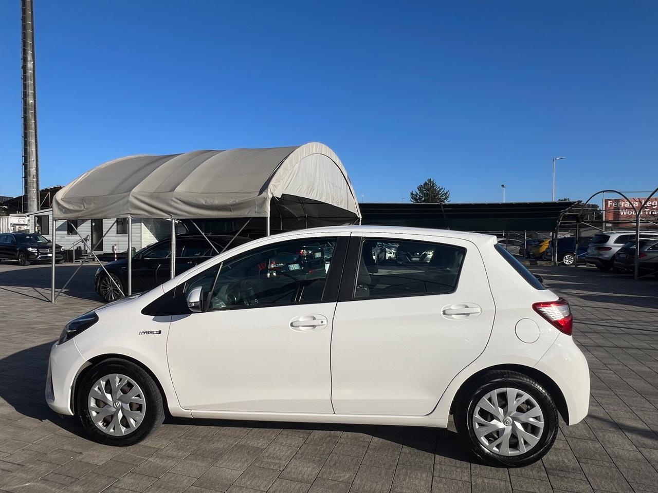Toyota Yaris 1.5 Hybrid 5 porte Business
