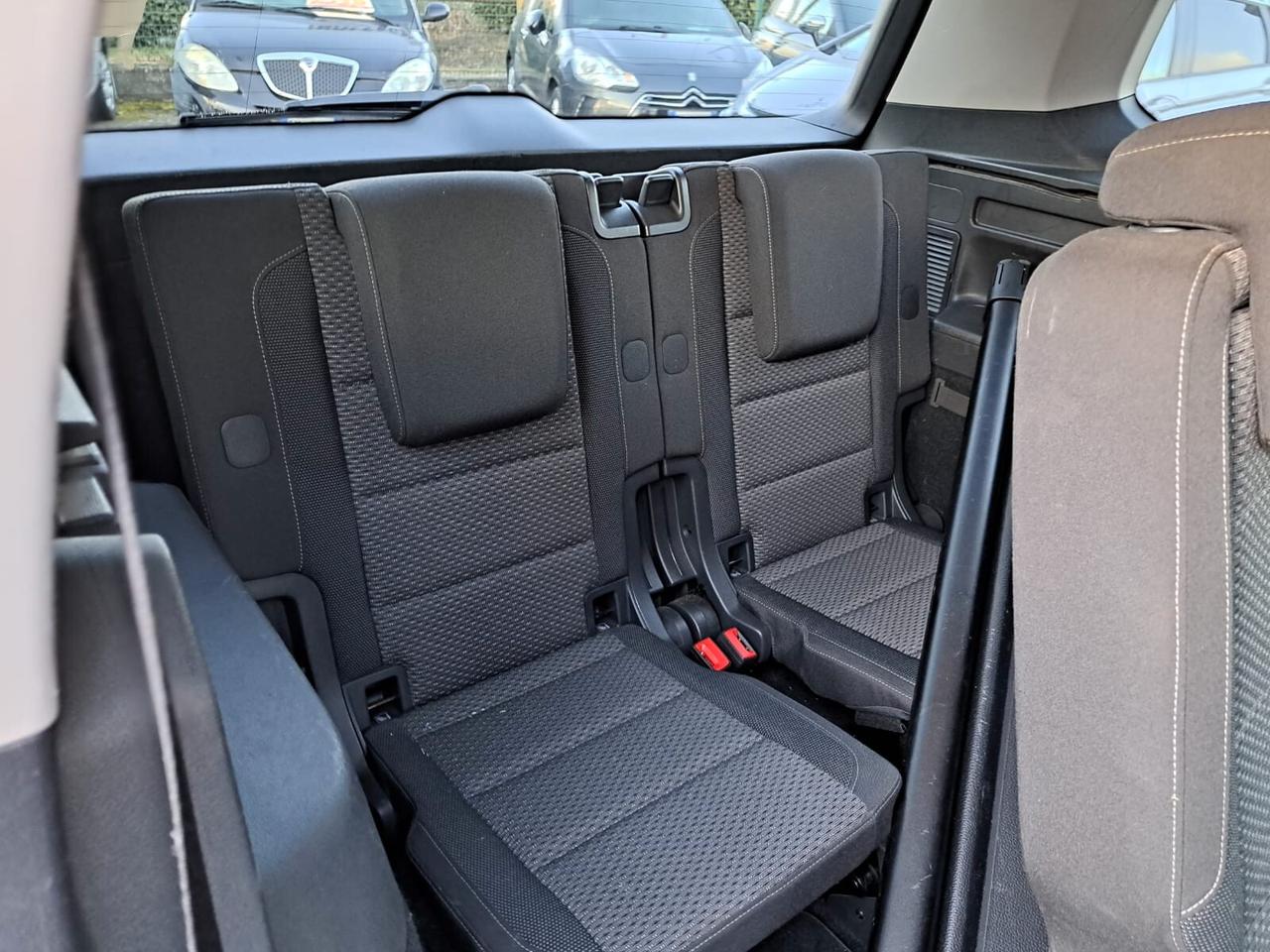 Volkswagen Touran 1.6 TDI 115 CV SCR DSG Highline BlueMotion Tech.