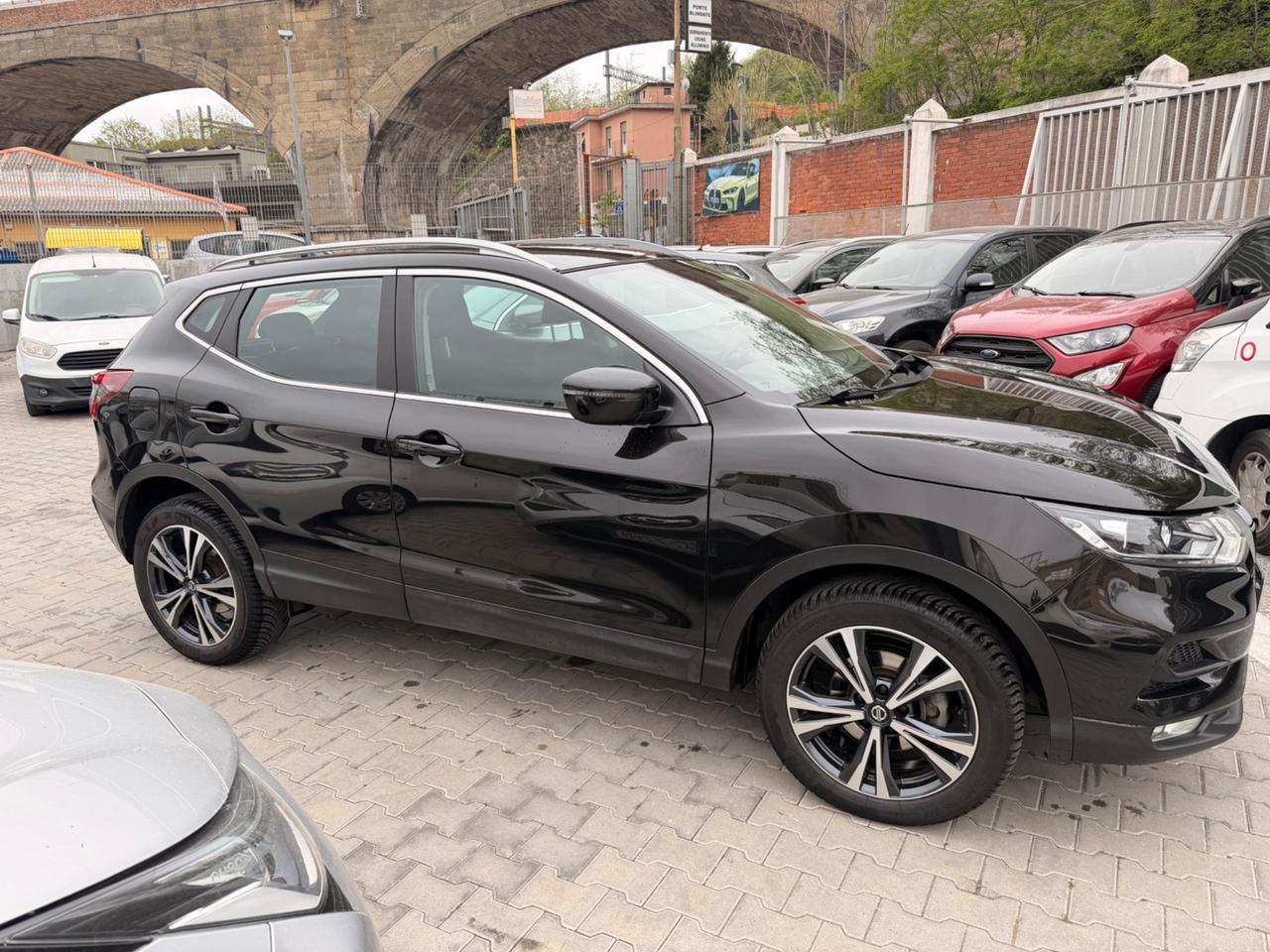 Nissan Qashqai 1.3 DIG-T 140 CV N-Connecta