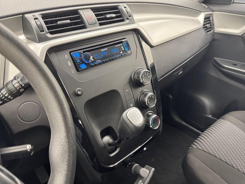 MAHINDRA KUV100 K6+