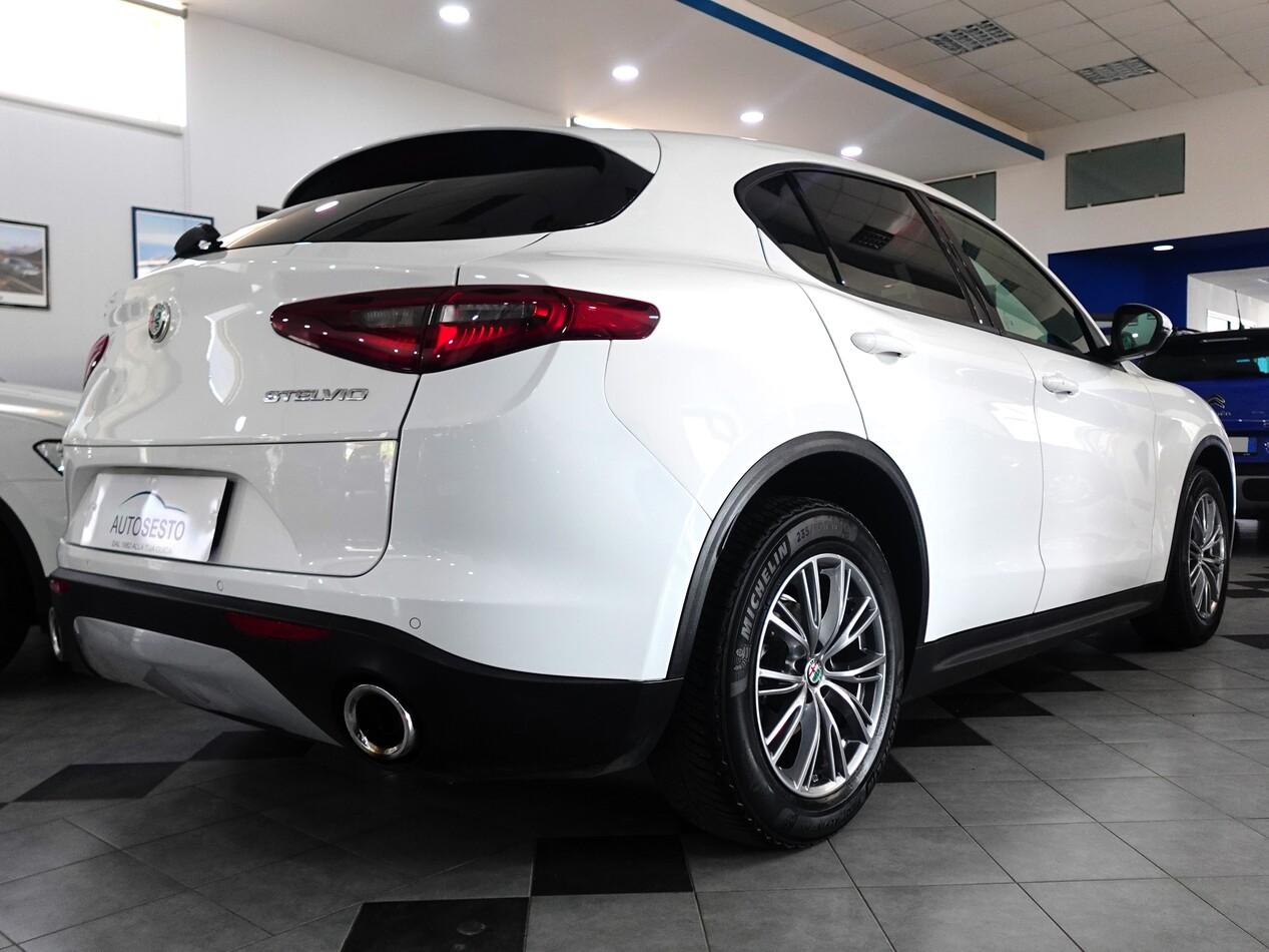 Alfa Romeo Stelvio 2.2 MJT 190 CV AT8 Q4 BUSINESS
