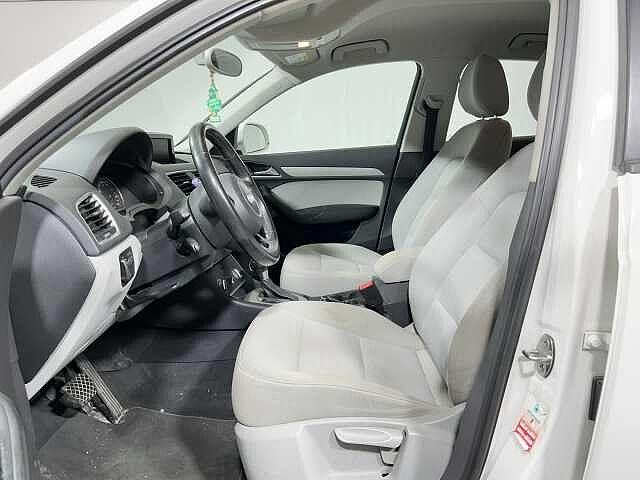 Audi Q3 2.0 TDI Business