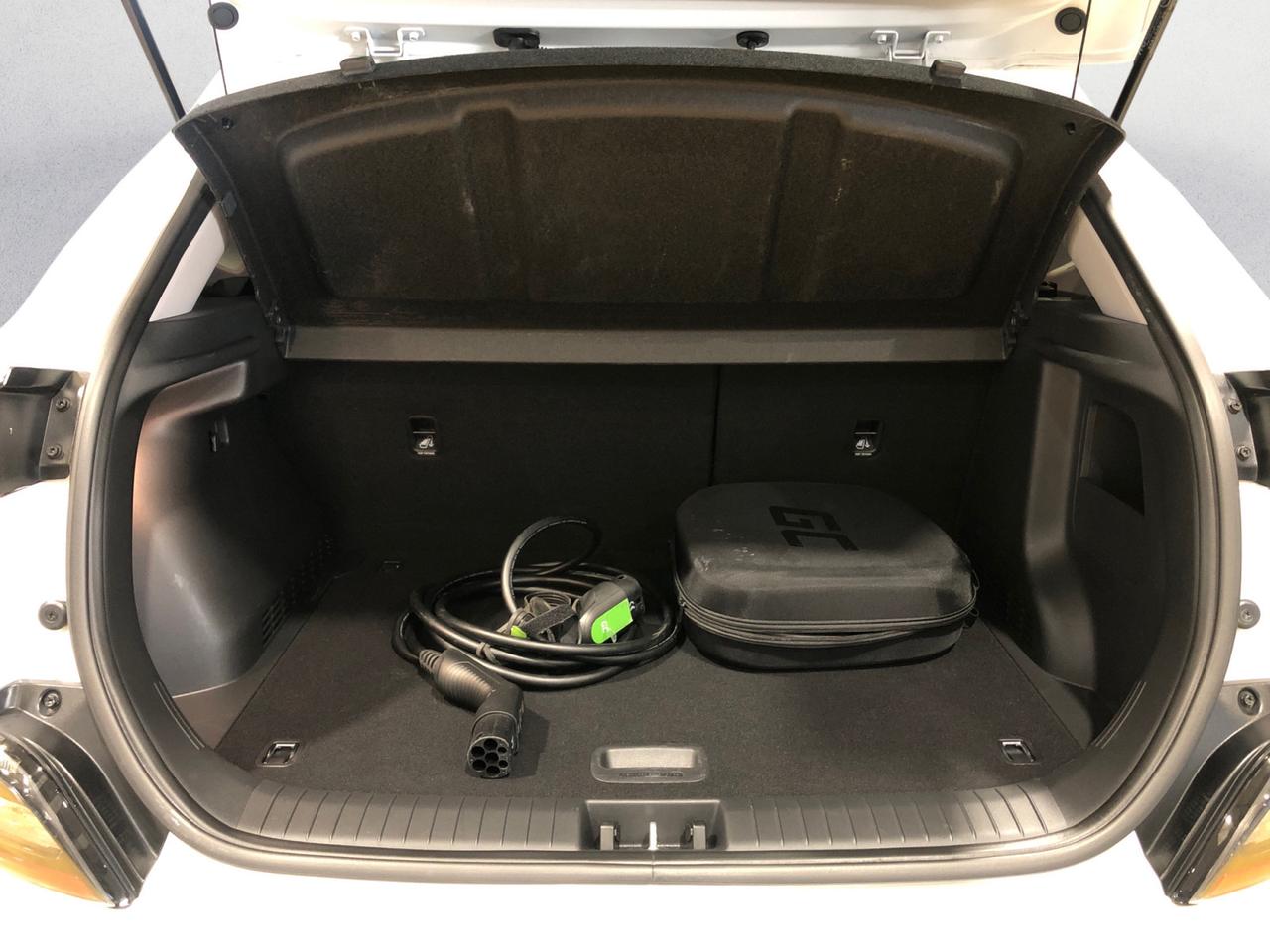 HYUNDAI Kona 39 kWh EV Xprime+ Safety Pack
