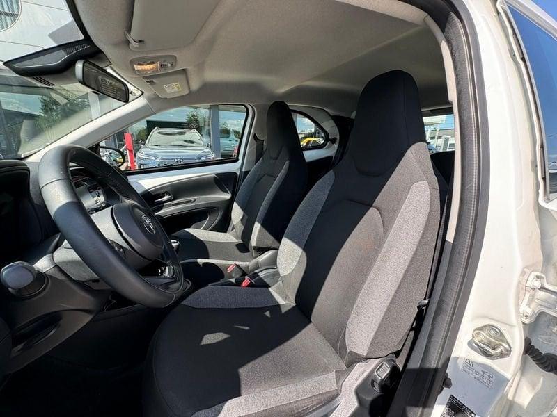 Toyota Aygo X 1.0B (72 CV) Active
