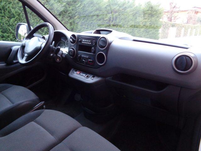 PEUGEOT Partner 1.6hdi CAMBIO NUOVO 3 posti GARANZIA,km certific.