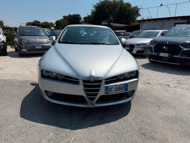 Alfa Romeo 159 1.9 JTDm 16V Sportwagon Distinctive