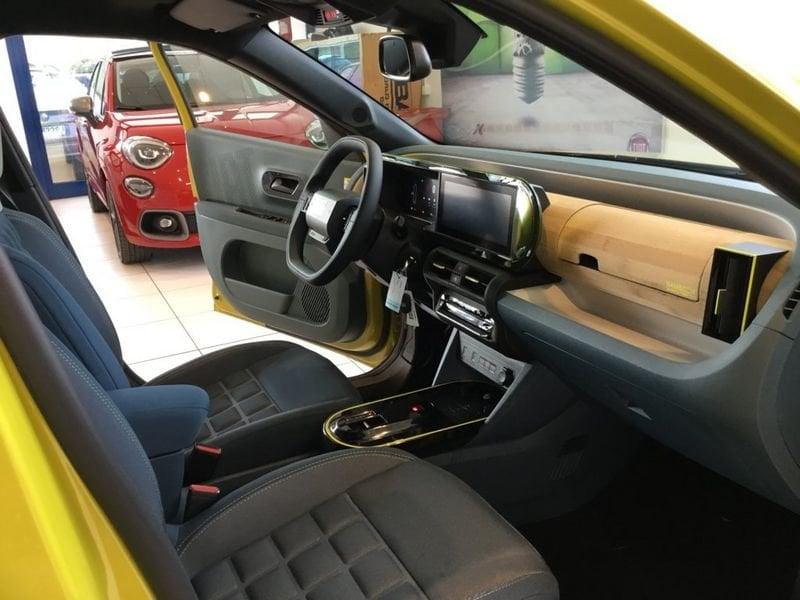 FIAT Grande Panda Grande Panda 1.2 Hybrid 110 CV S&S La Prima - KM0 PREZZO REALE