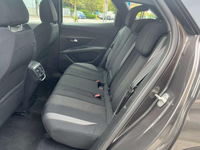 Peugeot 3008 3008 II 2021 1.5 bluehdi Active Business s