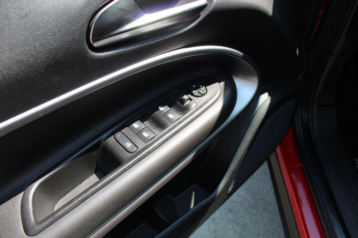 JEEP - Avenger - 1.2 Turbo Summit