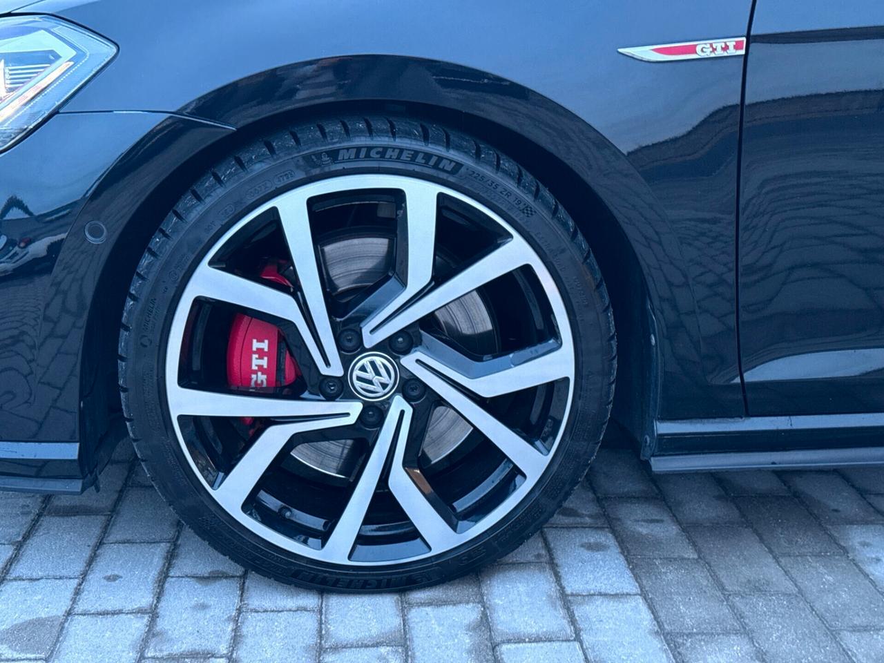 Volkswagen Golf GTI Performance 2.0 TSI DSG 5p. BlueMotion Technology