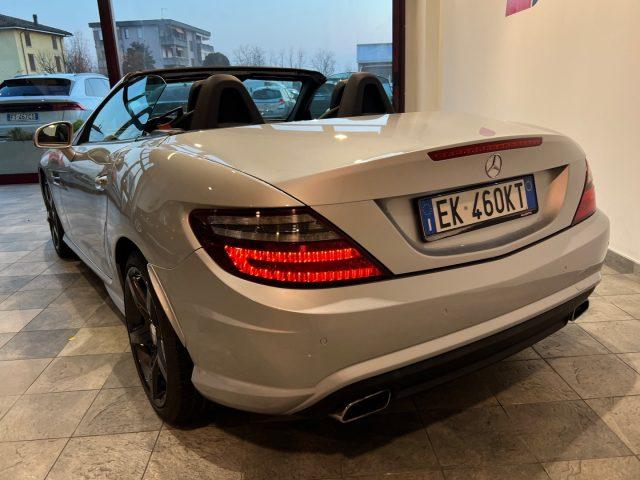 MERCEDES-BENZ SLK 200 CGI Premium AMG
