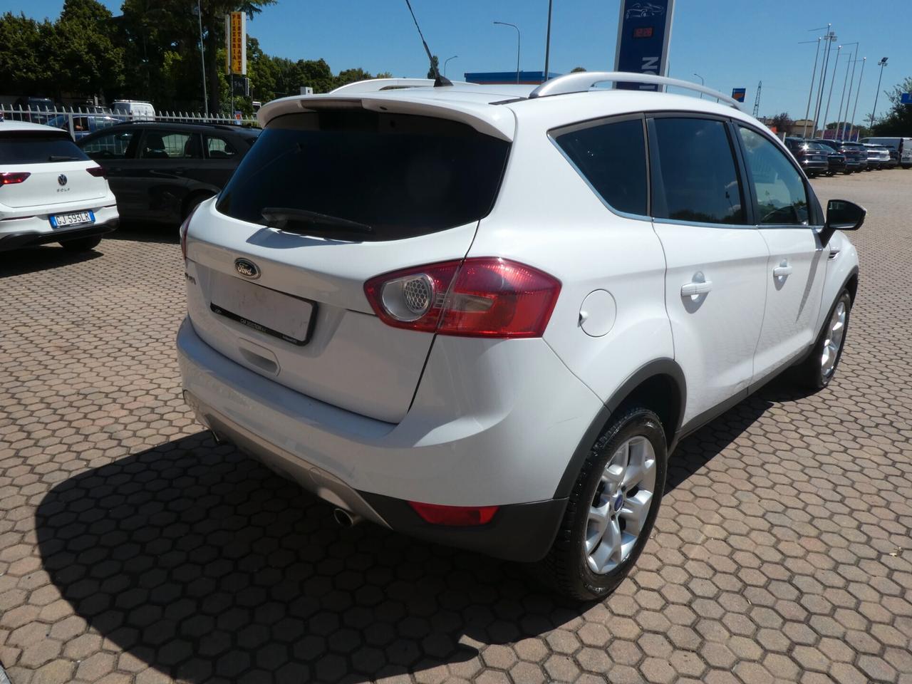 Ford Kuga Kuga+ 2.0 TDCi 140 CV 2WD DPF