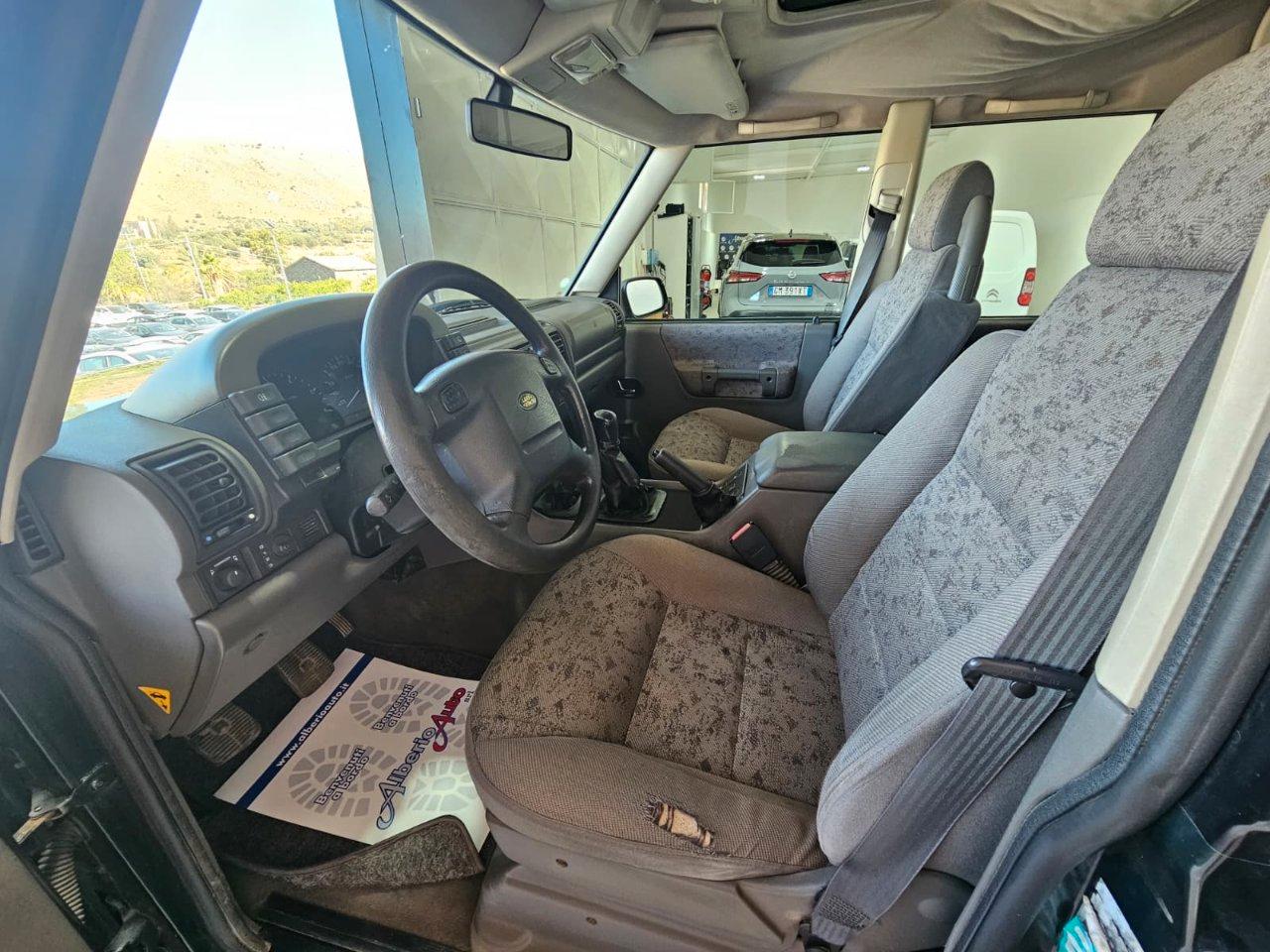 Land Rover Discovery 5 Porte Discovery 5p 2.5 td5 Luxury