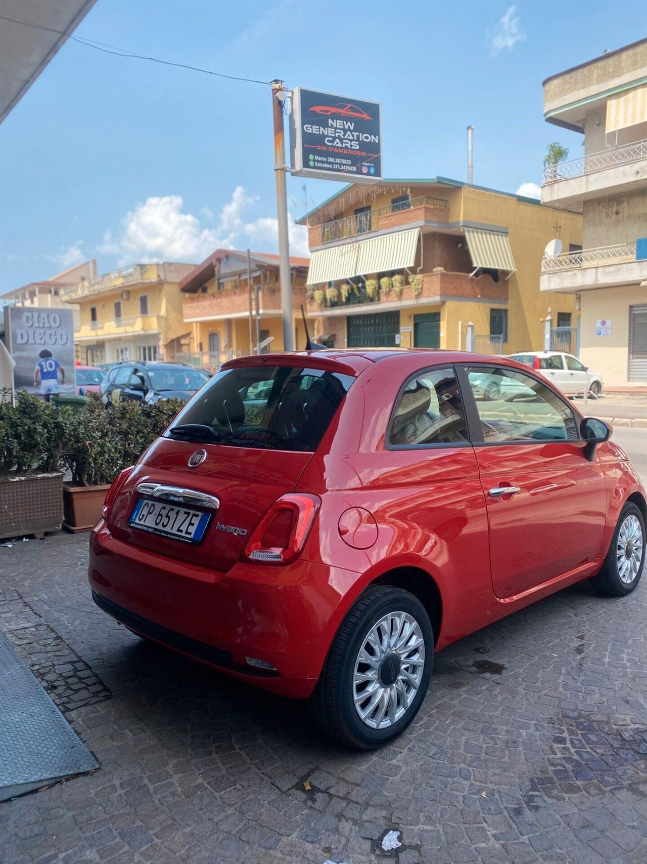 Fiat 500 1.0 Hybrid Red